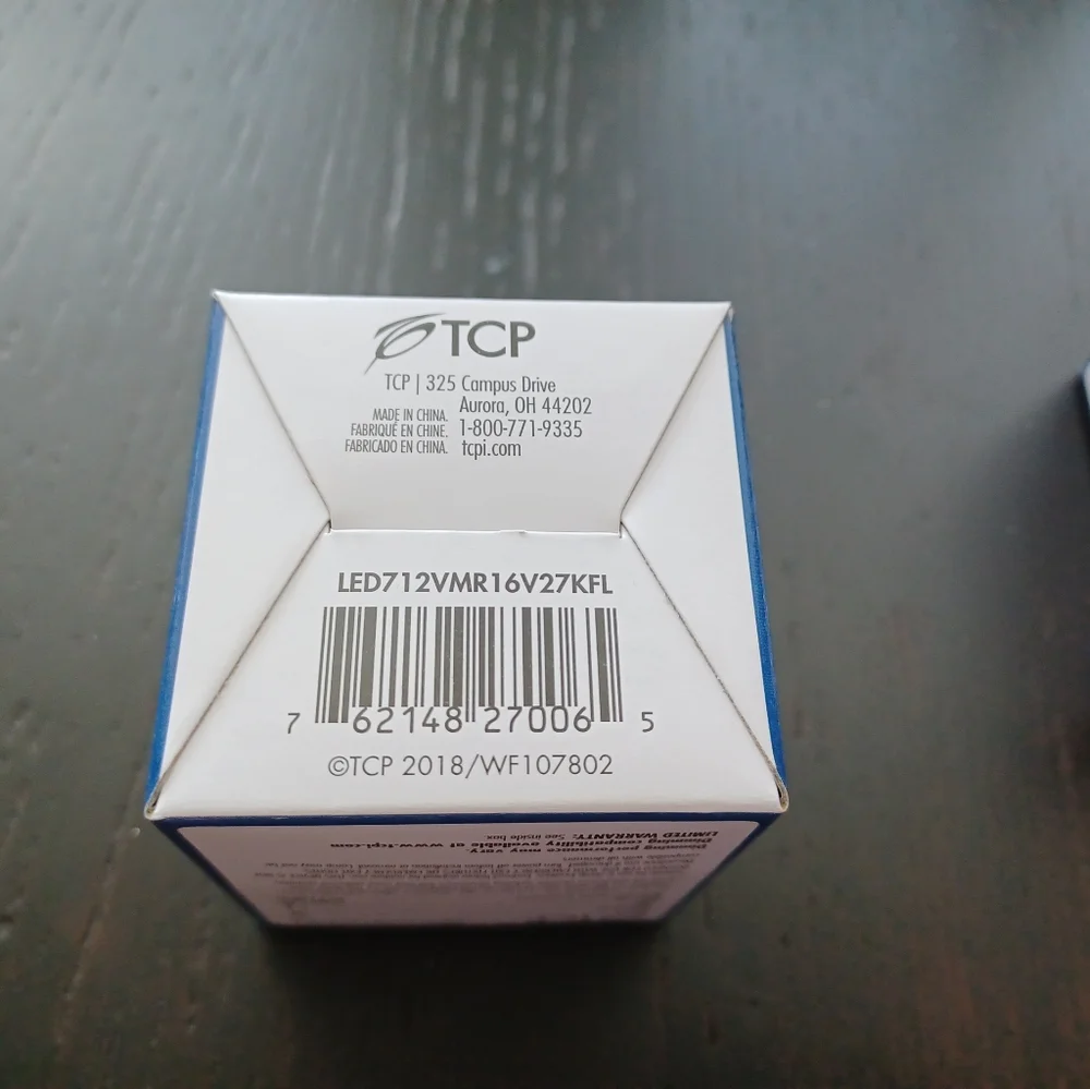 Nwt set of 9 Led lightbulbs - Picture 2 of 5